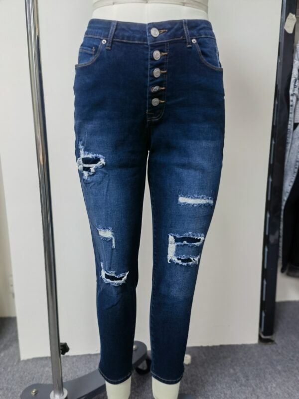 womens destruction jeans
