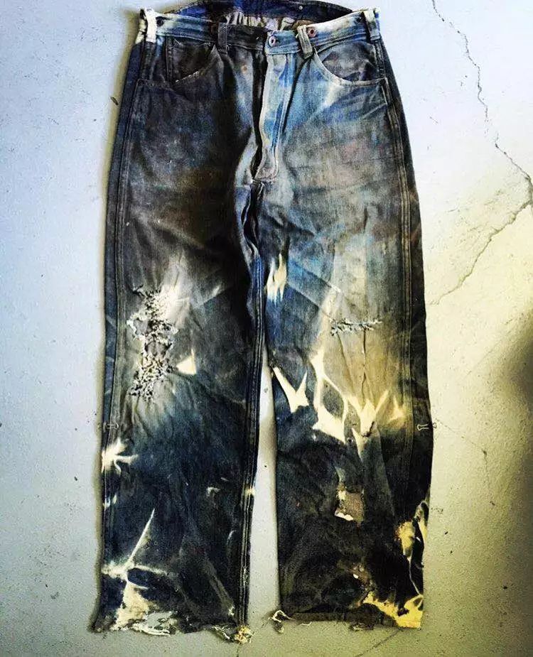 laser jeans